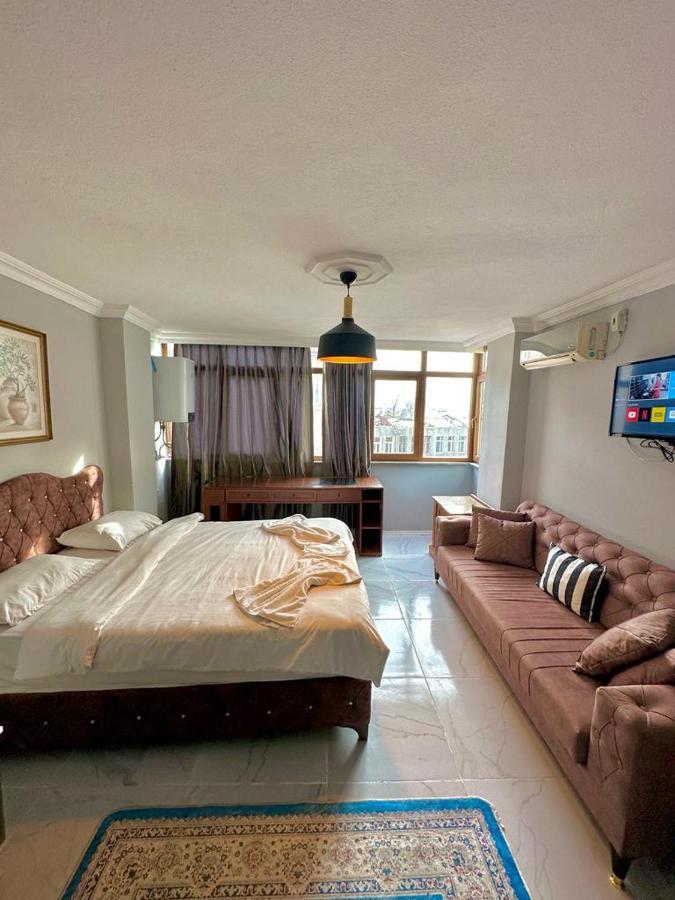 Simax Apart Hotel Istanboel Buitenkant foto